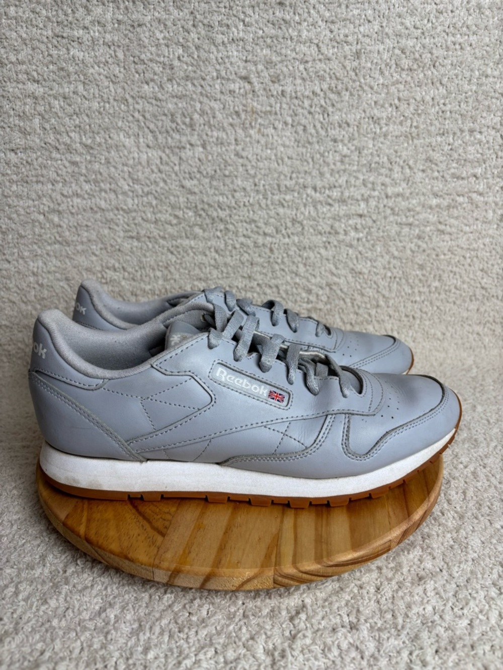 Reebok Shoes Womens 10.5 Classic Leather Sneaker in Cold Grey 2 / Footwear White